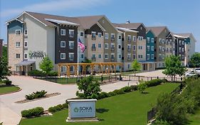 Soka Suites Dallas - Las Colinas